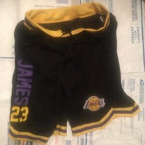 Men’s Lebron James Los Angeles Lakers NBA UNK Basketball Shorts Size Medium